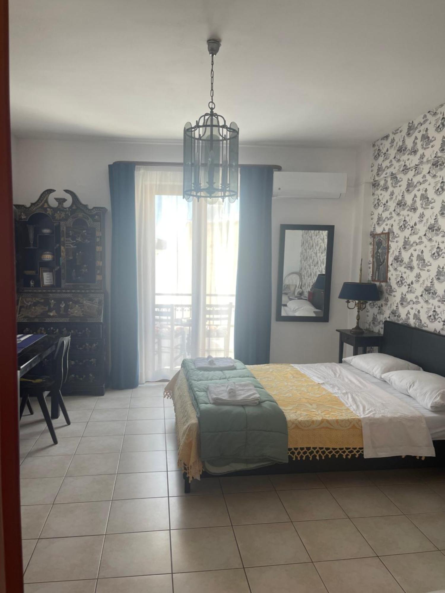 Retire Flat In The Heart Of City Iraklio Exteriér fotografie
